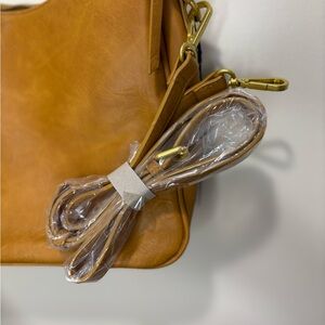 NWT Amber Fawn design slouch bag